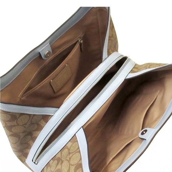 Coach Brown and Blue Shoulder Bag with Monogram Pattern - Picture 4 of 8